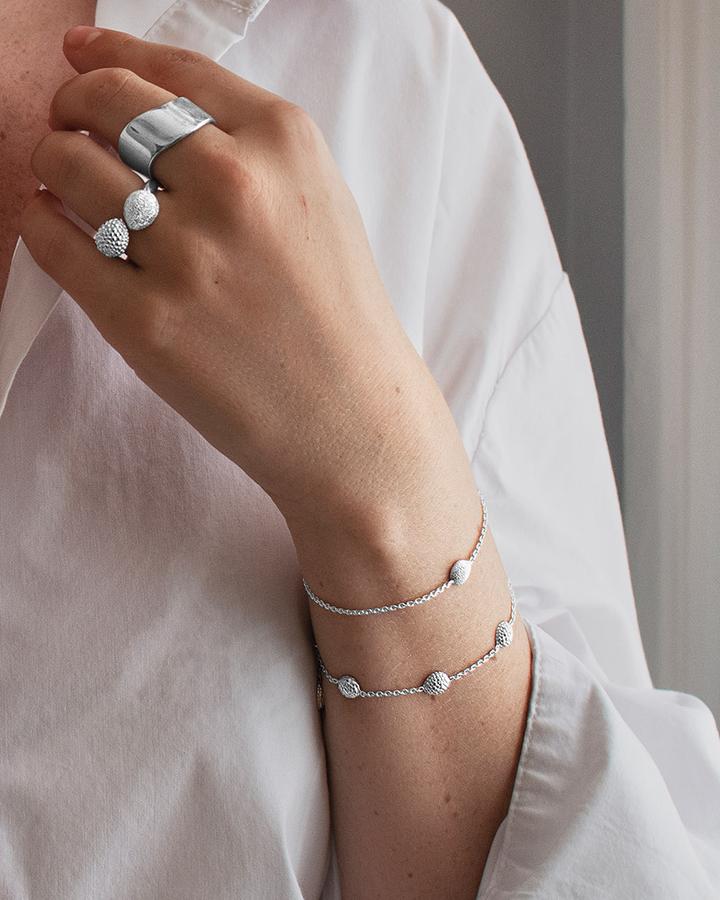 Stardust-drop-full-bracelet-1_720x