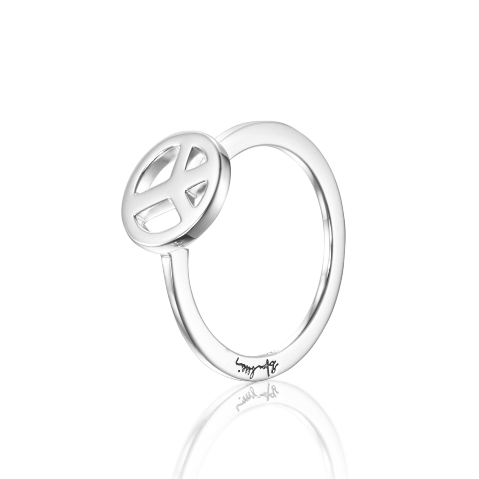 Efva_Attling_Peace_Ring_13-100-01526(1)_hos_Jarl_Sandin
