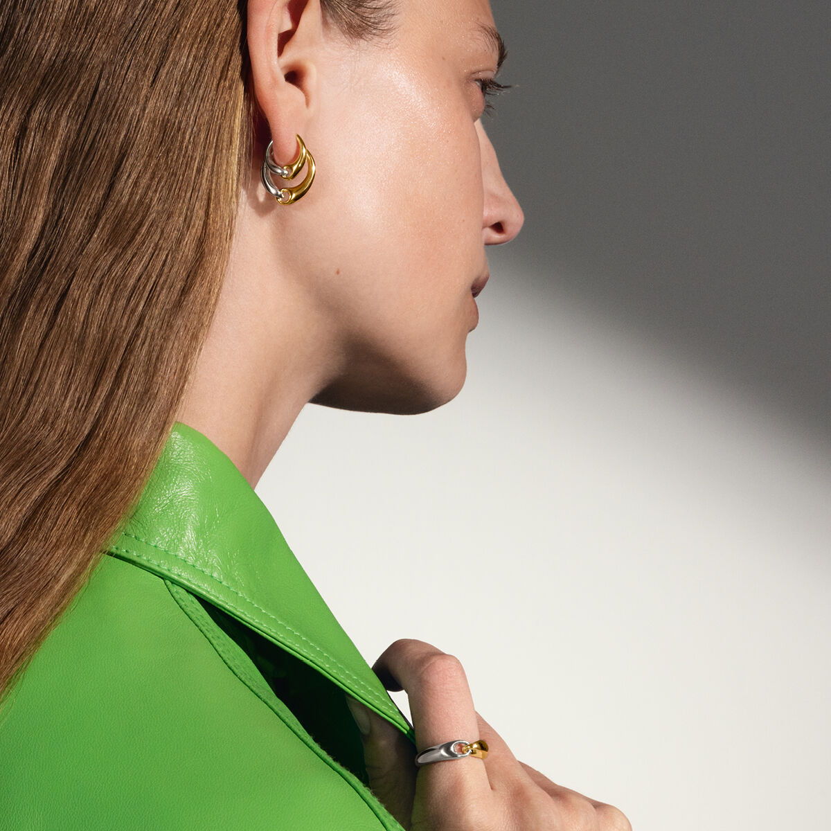 ProductPage_carrusel_1200x1200_on-model_AW2022_40