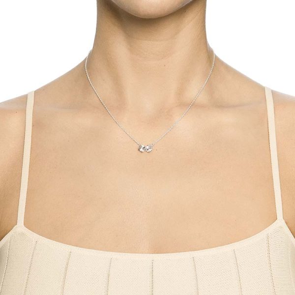 10-100-02091-the-mountain-necklace-3-600x600